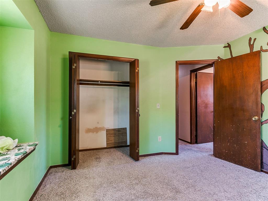 217 W Shadywood Drive Property Photo 27