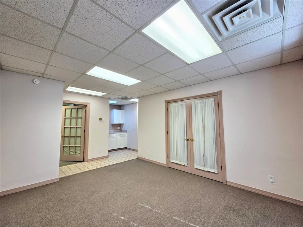 318 W Highland Street Property Photo 10
