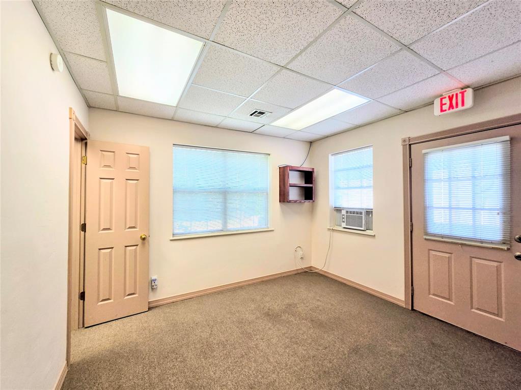 318 W Highland Street Property Photo 14