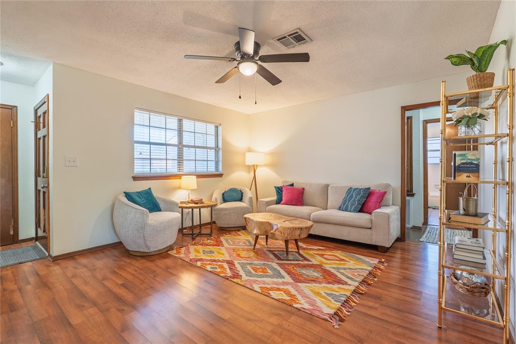 19 Red Oak Road Property Photo 3