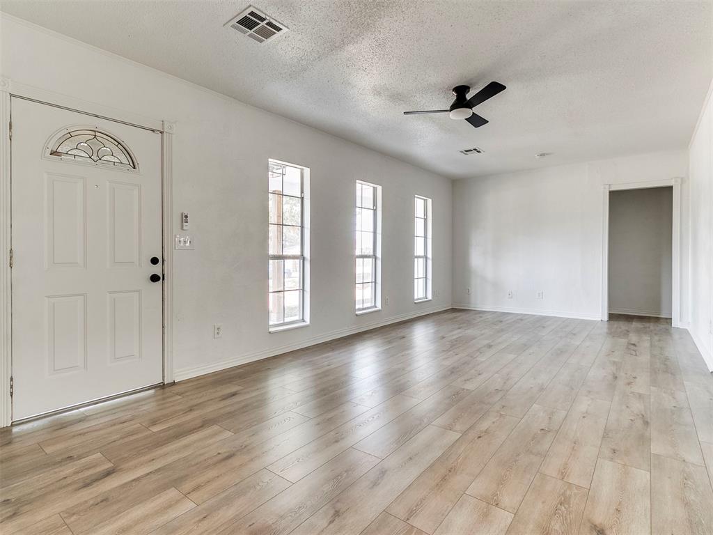 514 Nw 94th Street Property Photo 4