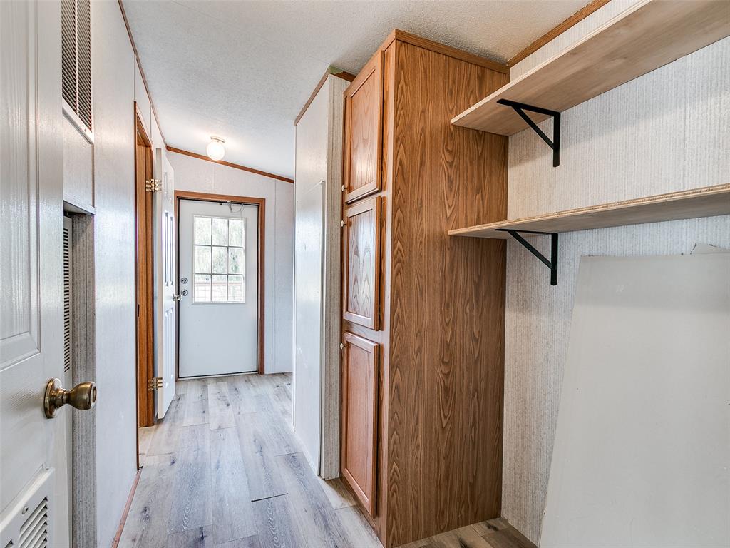 1247106 Property Photo 16