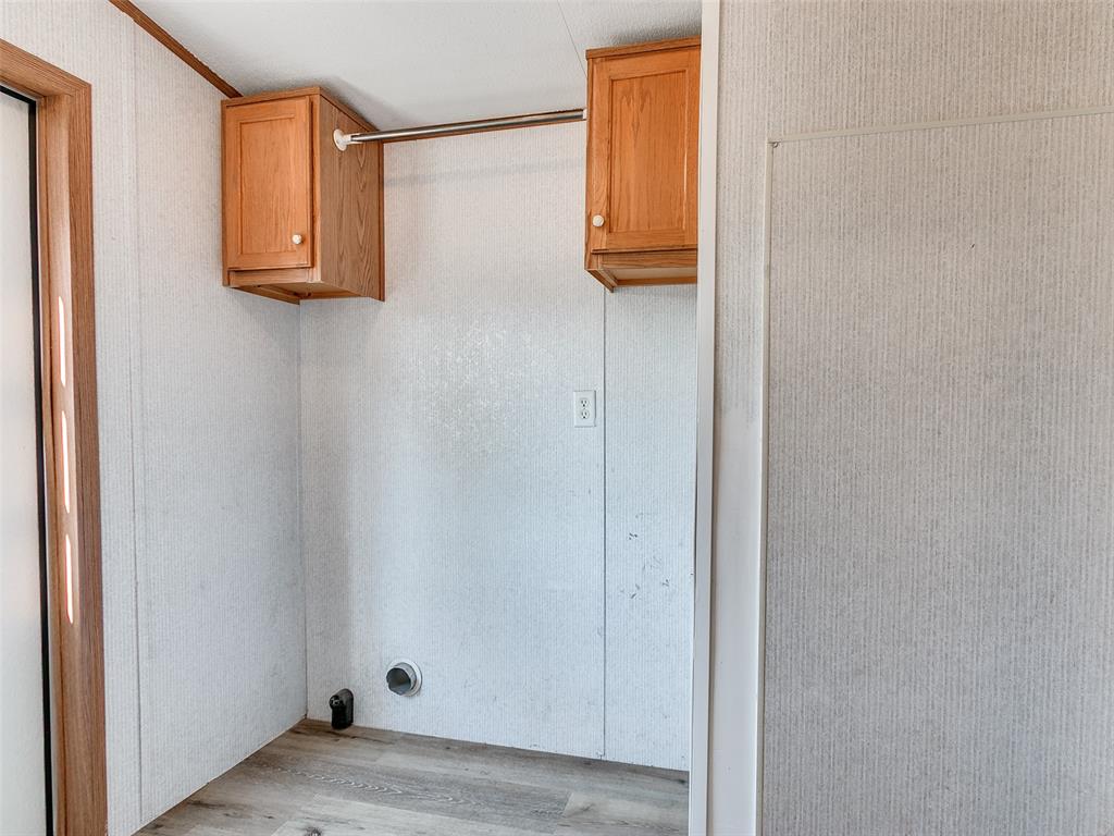 1247106 Property Photo 17
