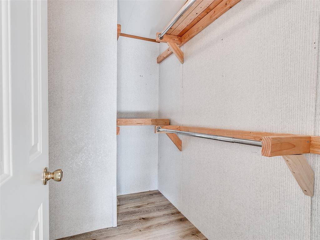 1247106 Property Photo 20