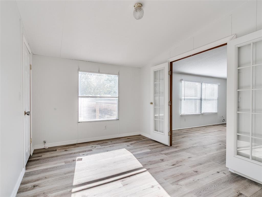 1247106 Property Photo 24