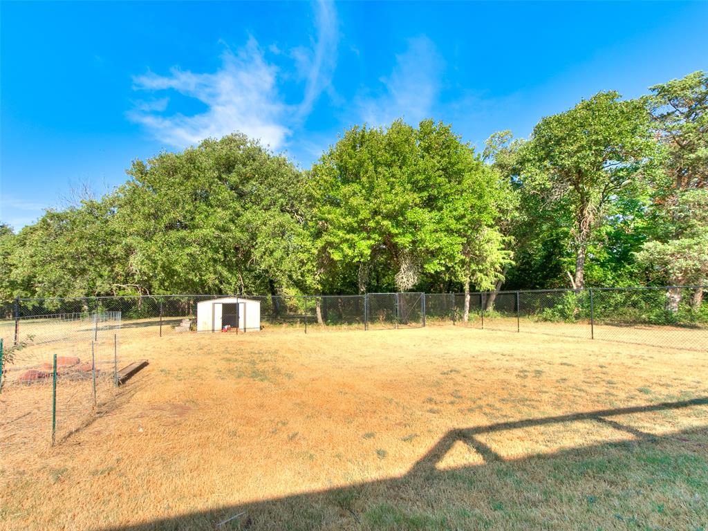 1247106 Property Photo 36
