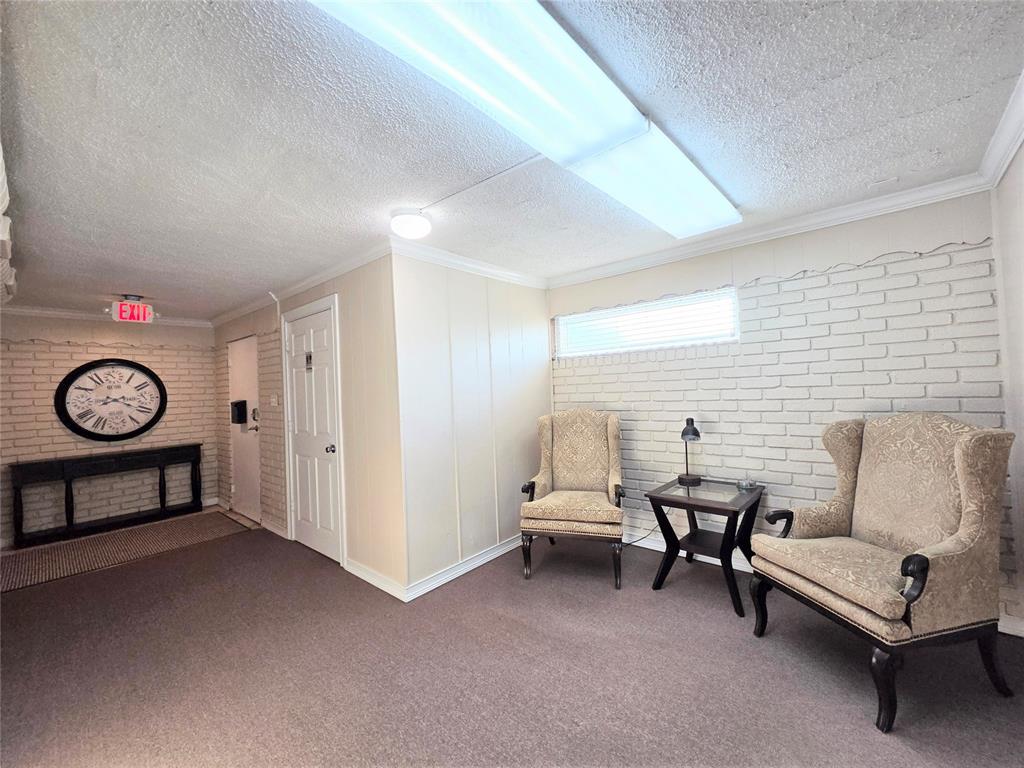 1813 N Harrison Avenue Property Photo 3