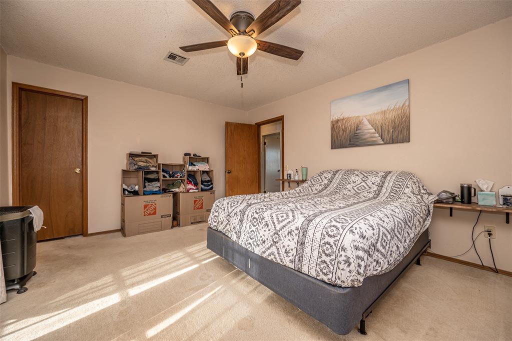 4045 County Road 1510 Property Photo 17