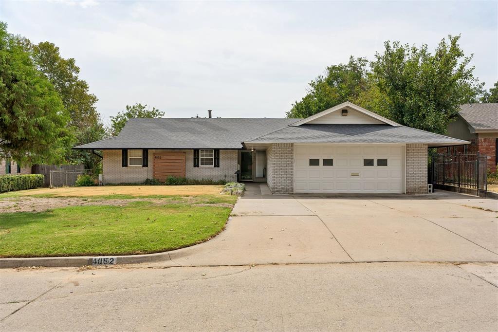 4052 Nw 60th Street Property Photo 2