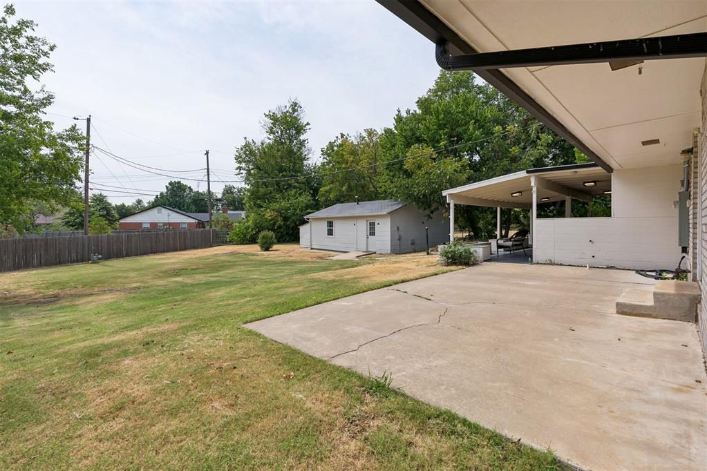 4052 Nw 60th Street Property Photo 35