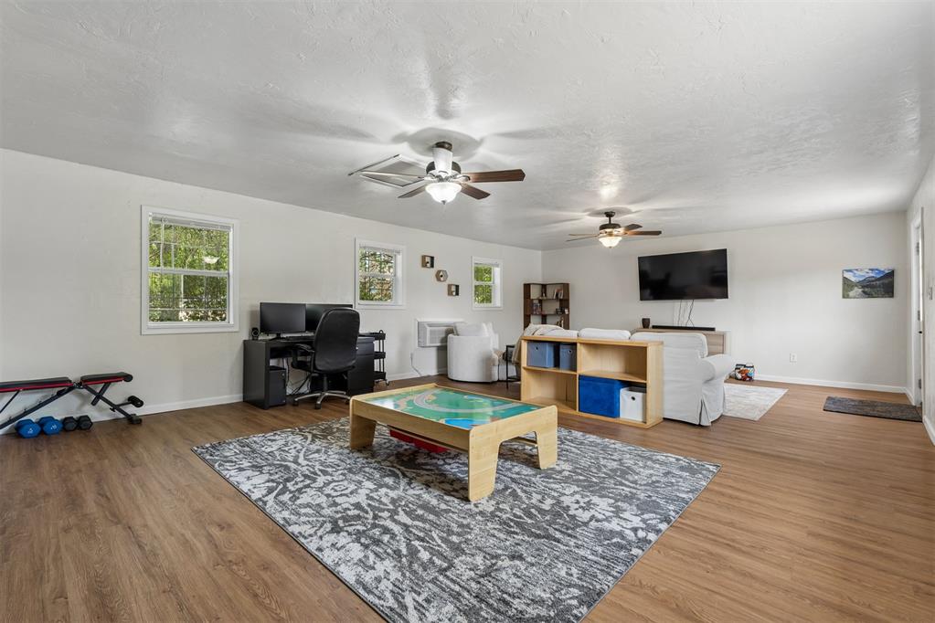 4052 Nw 60th Street Property Photo 43