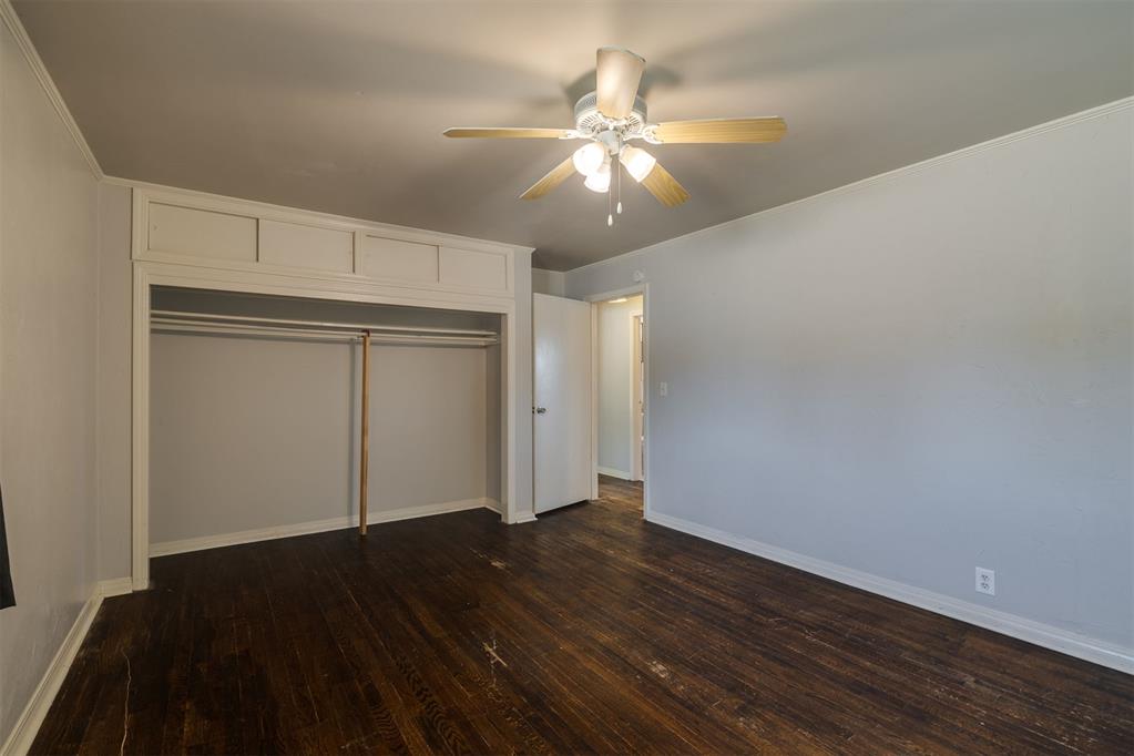 4904 N Warren Avenue Property Photo 31