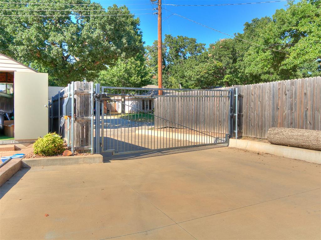 2420 N Eagle Lane Property Photo 33