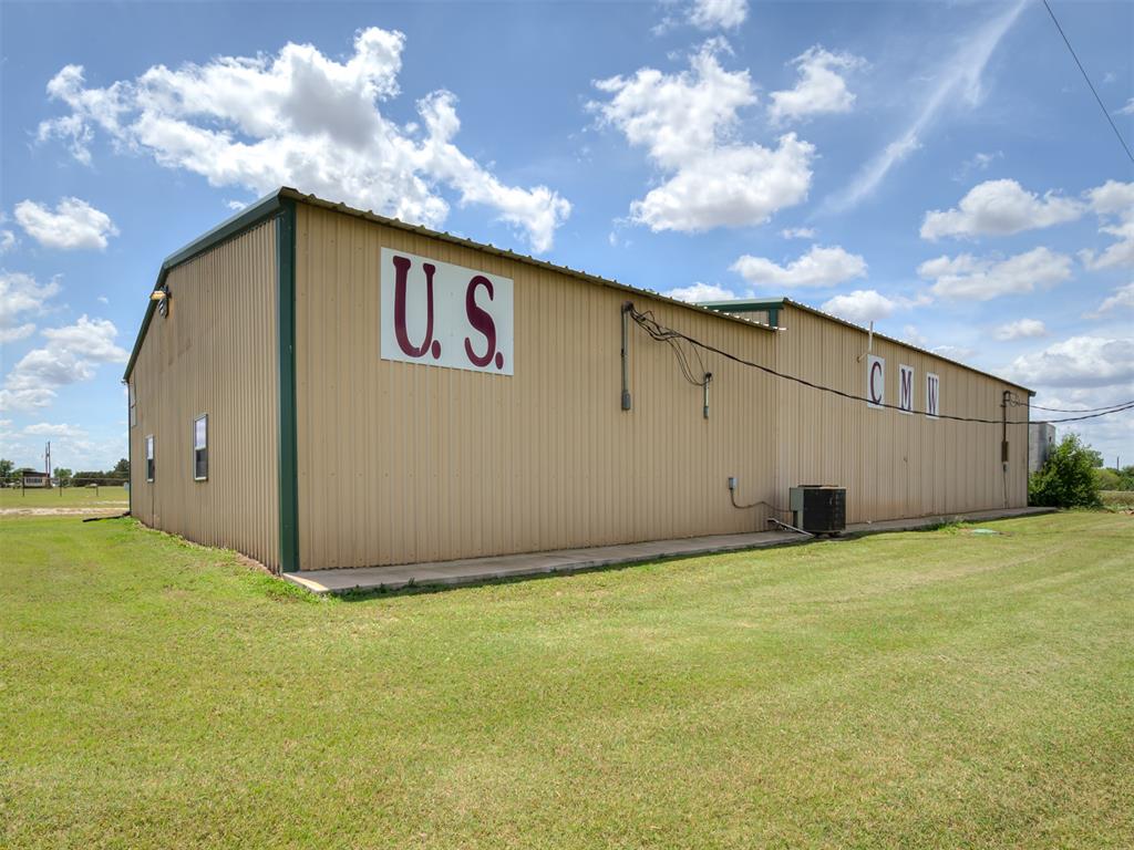 22556 N 2930 Road Property Photo 5