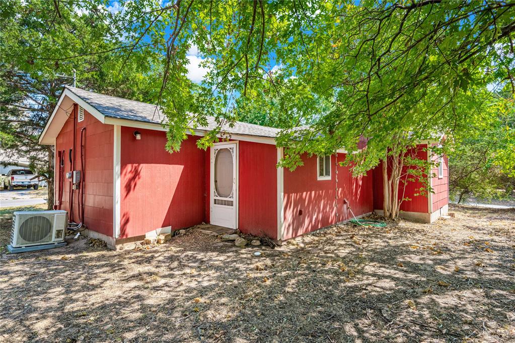801 N 6th Street Property Photo 2