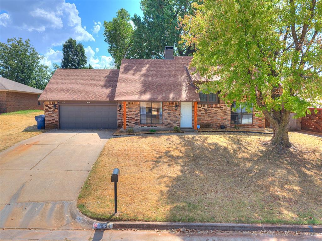 1934 E Ensey Terrace Property Photo 1