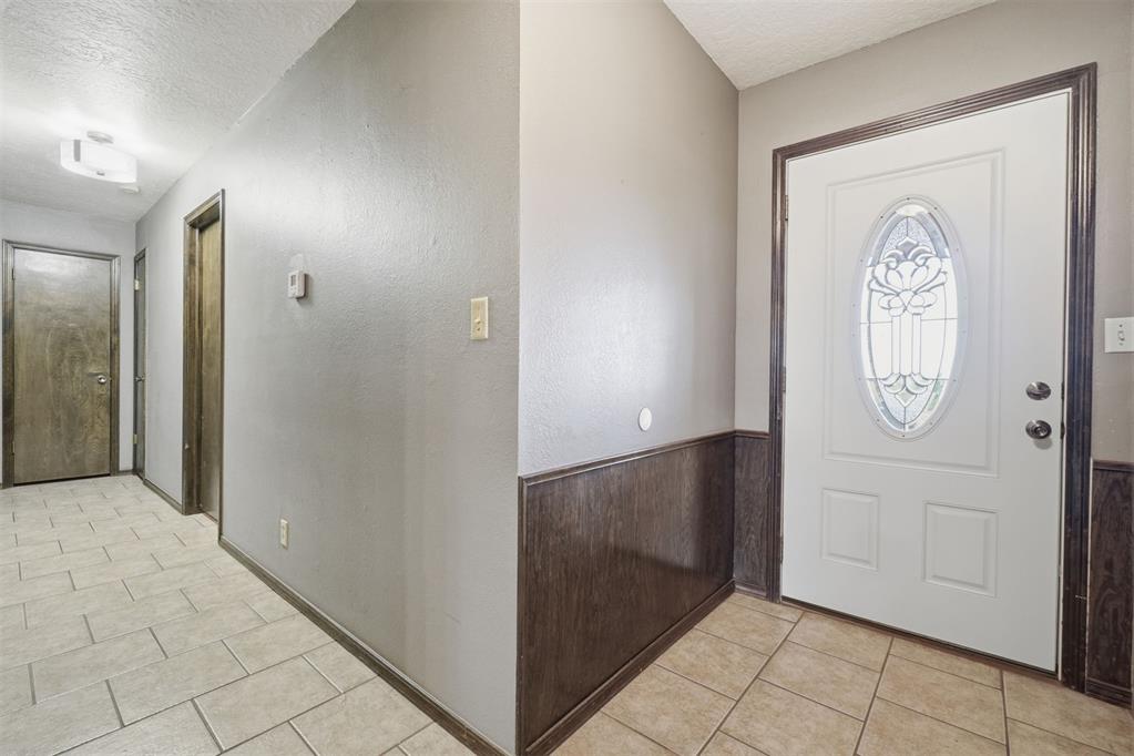 11287 N 1975 Road Property Photo 12