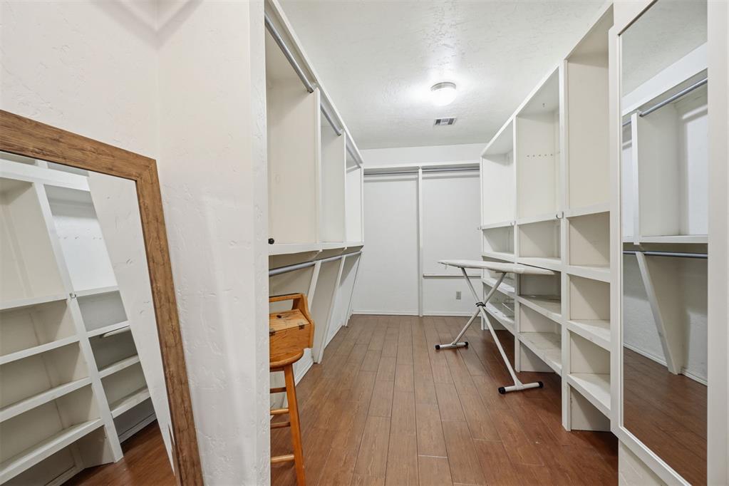 11287 N 1975 Road Property Photo 16