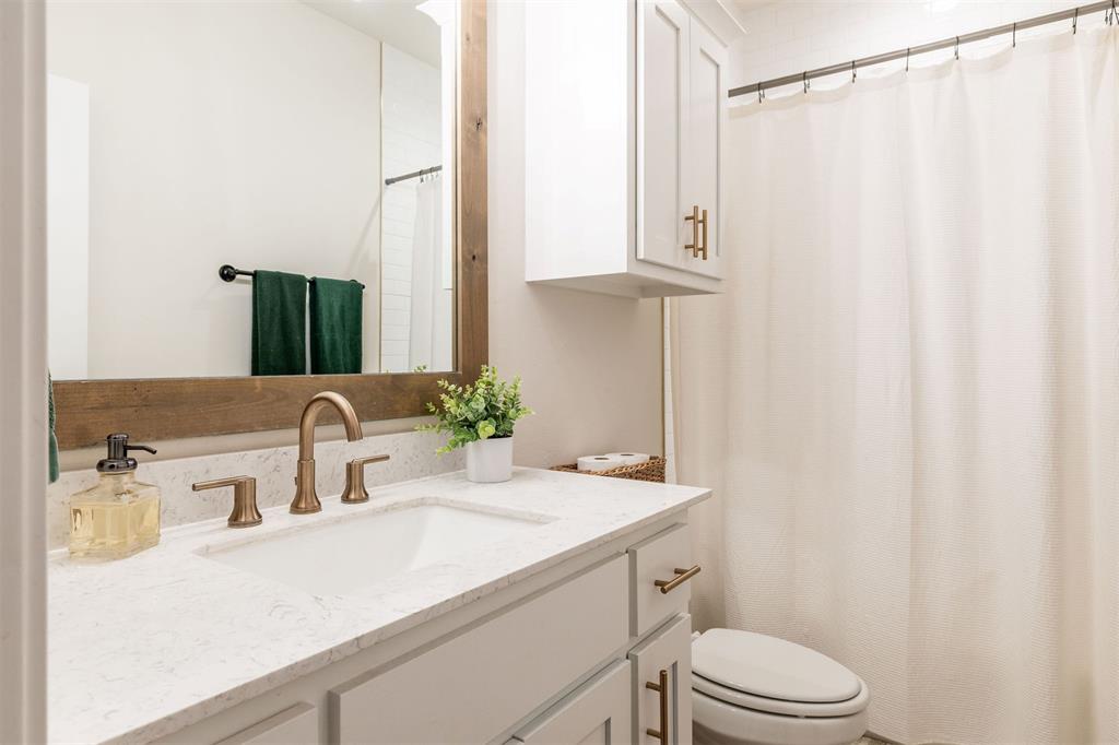 13791 Brook Crossing Property Photo 33