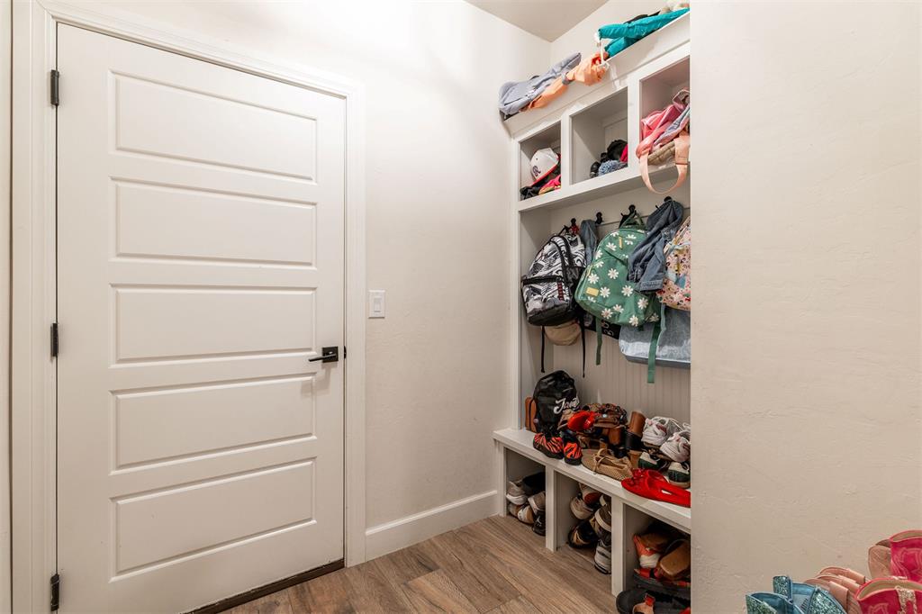 13791 Brook Crossing Property Photo 46