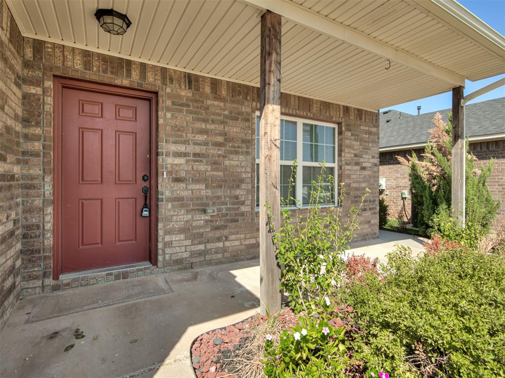 10225 Hidden Village Drive Property Photo 3