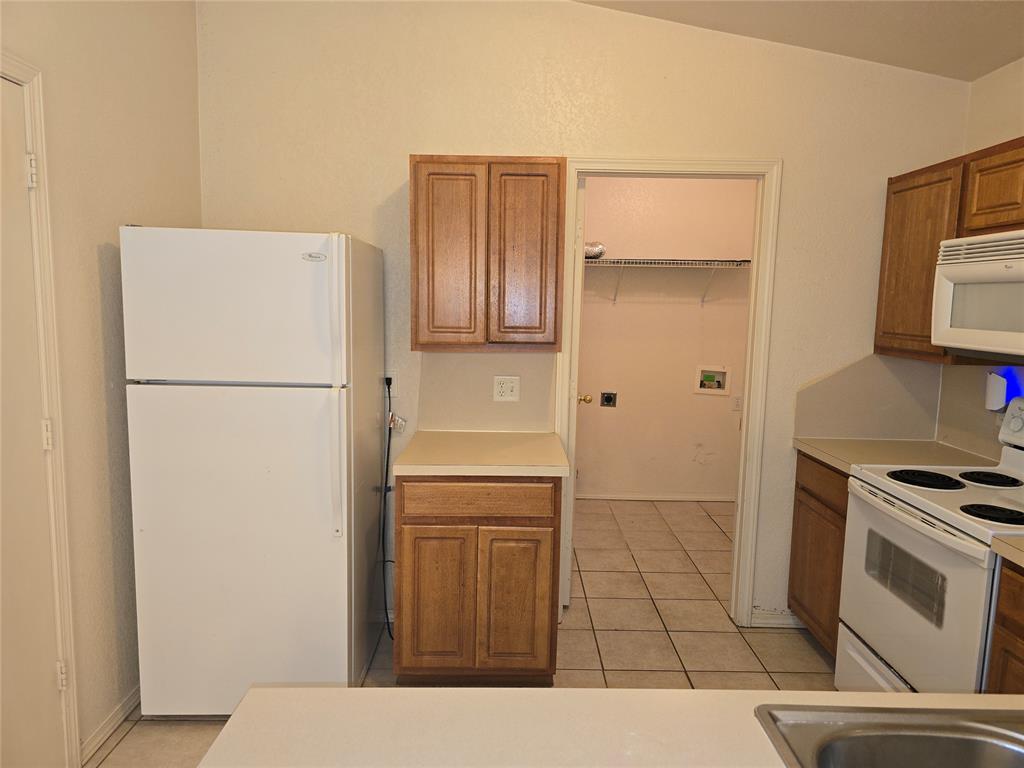 1701 Nw 150th Terrace Property Photo 8