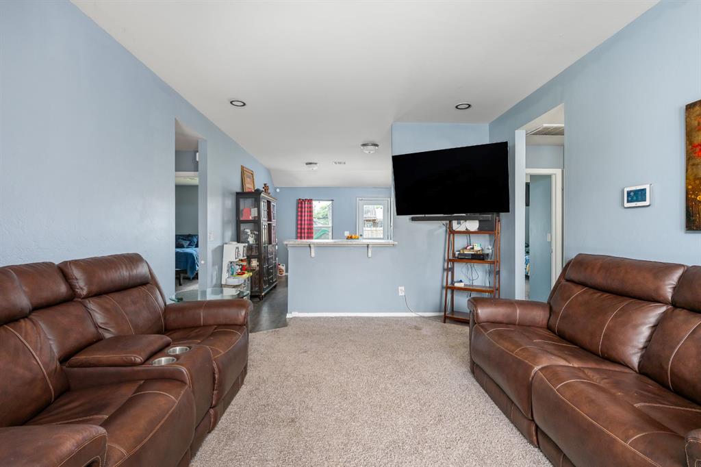 512 Se 5th Street Property Photo 4