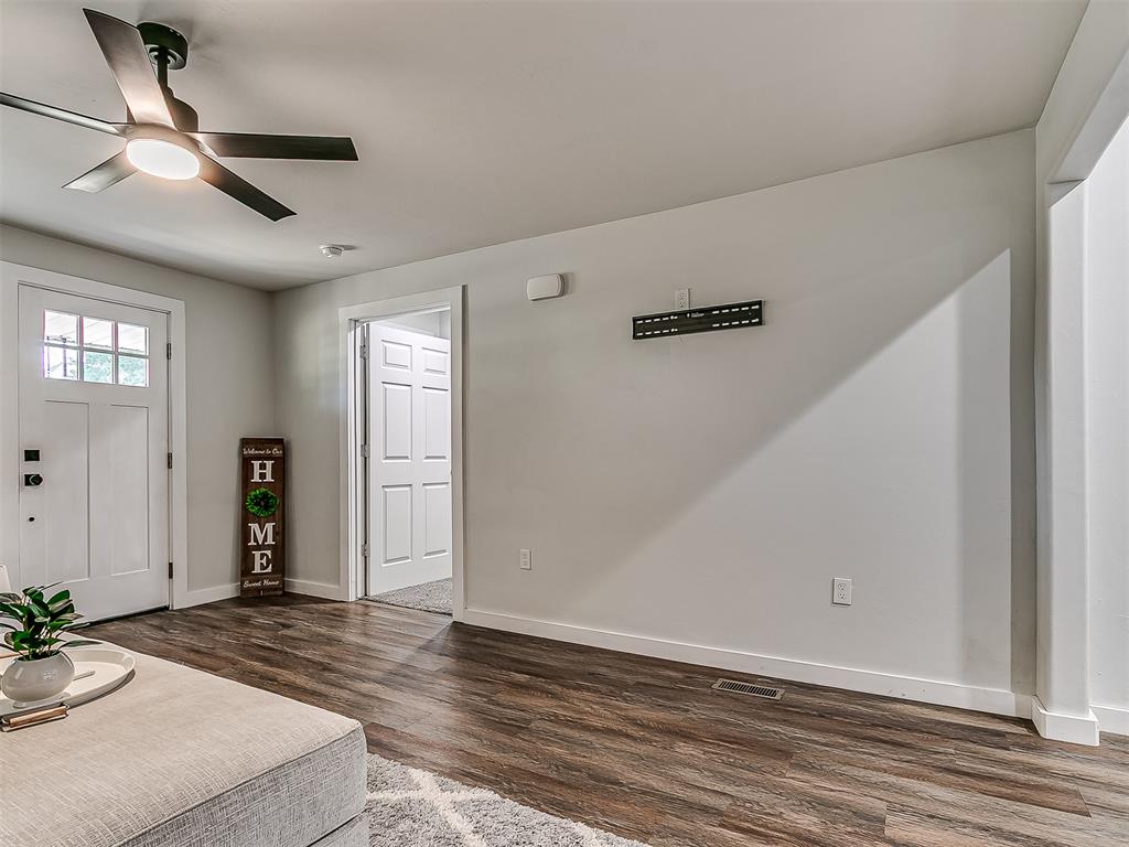 1214 E Harrison Avenue Property Photo 15