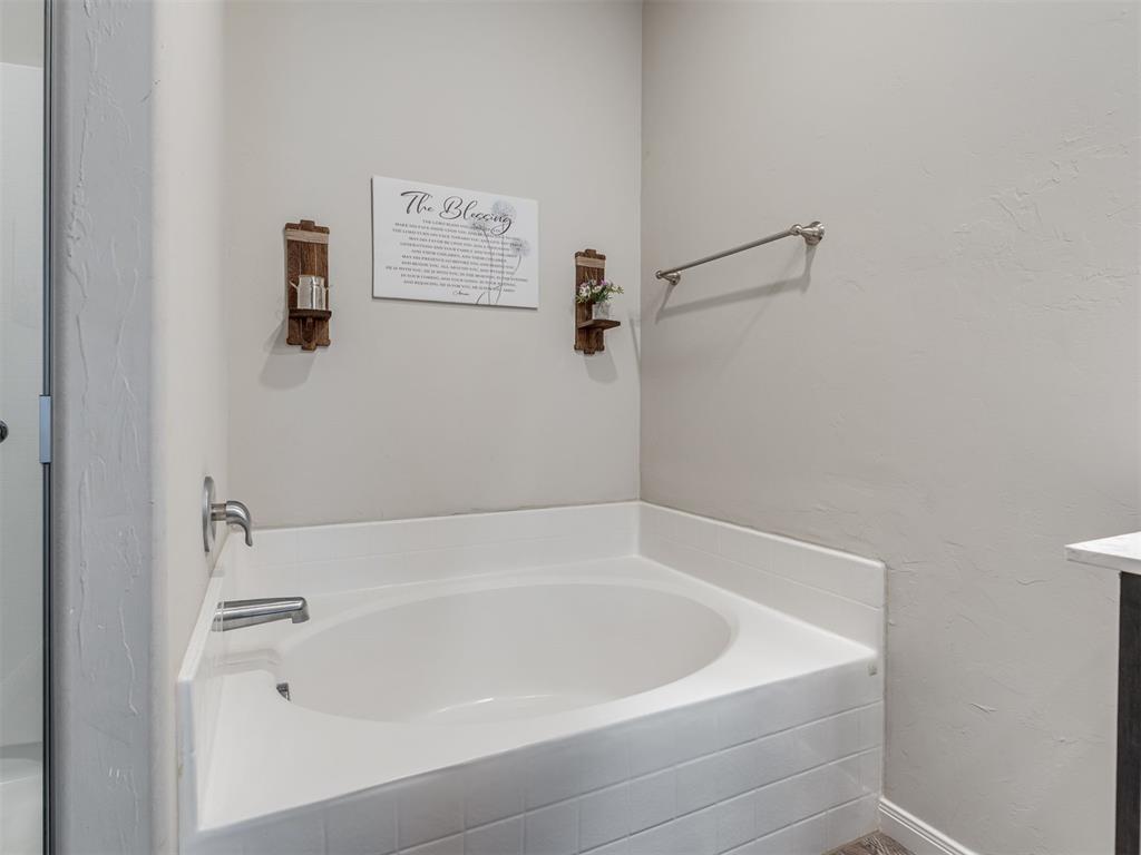705 St James Place Property Photo 23