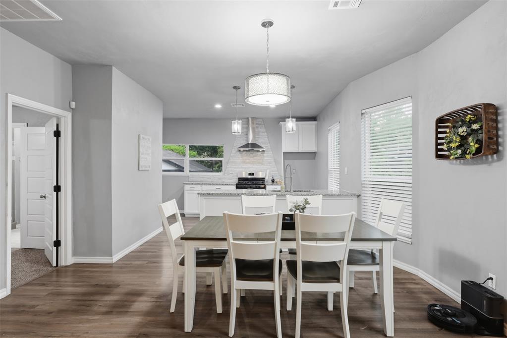 2015 N Youngs Boulevard Property Photo 14