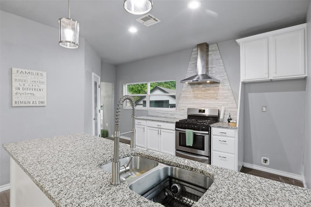 2015 N Youngs Boulevard Property Photo 16