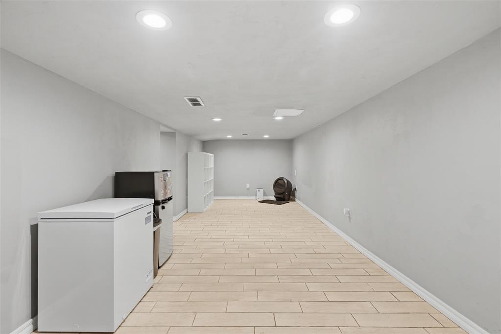 2015 N Youngs Boulevard Property Photo 32