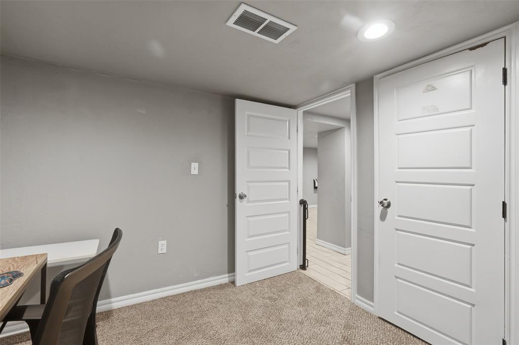 2015 N Youngs Boulevard Property Photo 35