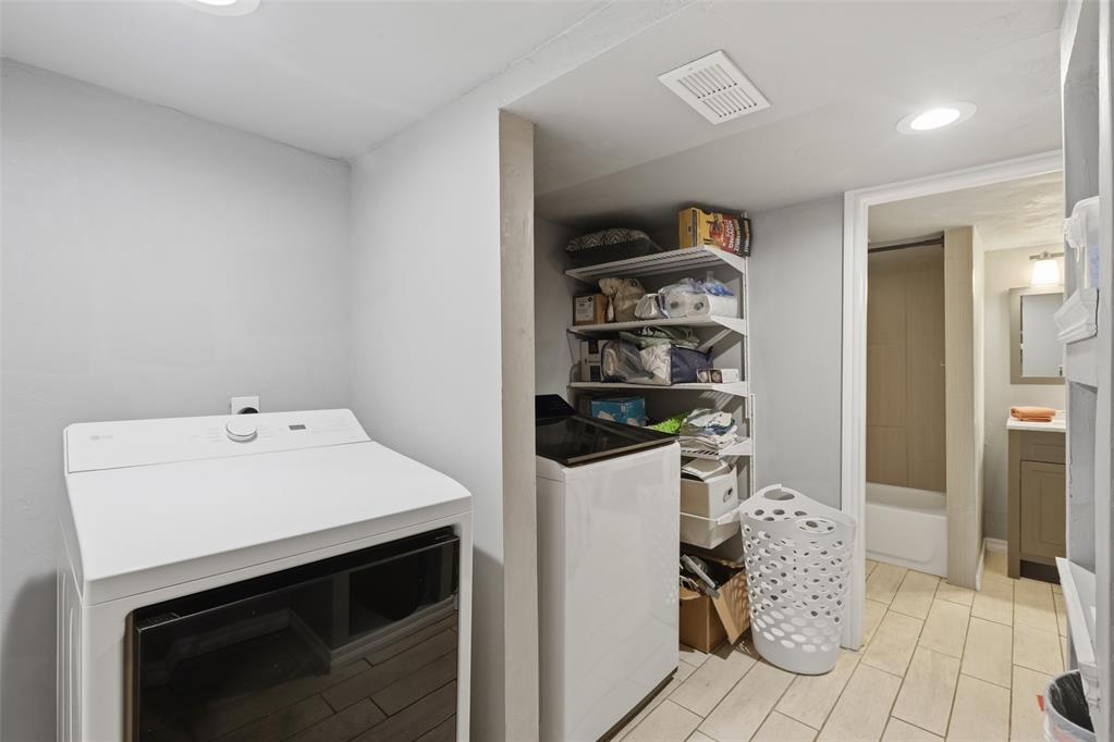 2015 N Youngs Boulevard Property Photo 40