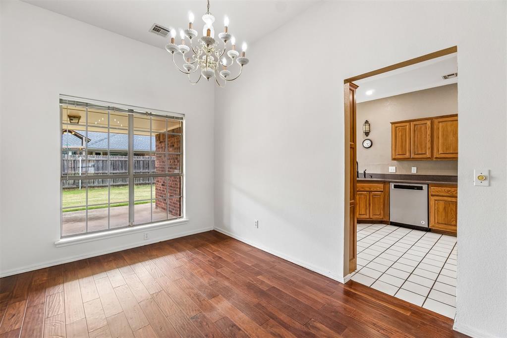 18113 Laurel Oak Drive Property Photo 9