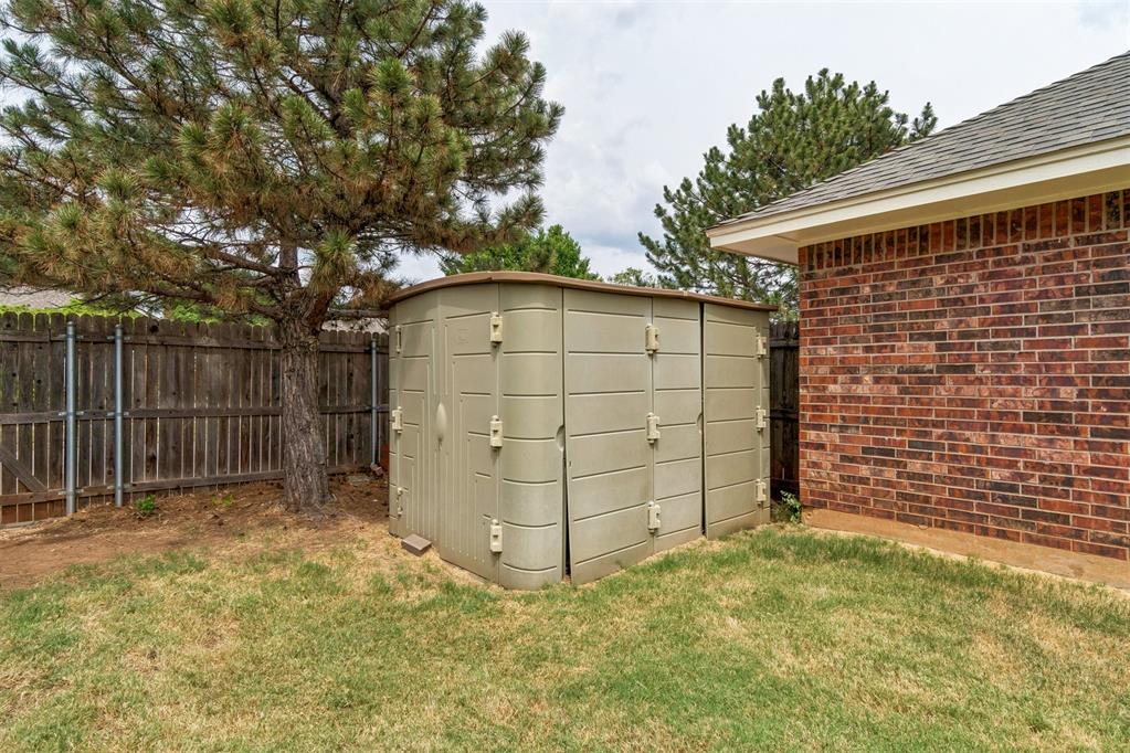 18113 Laurel Oak Drive Property Photo 34