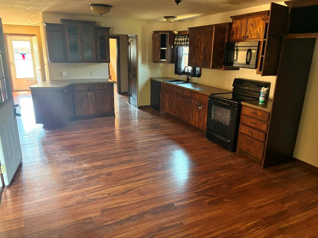 1442 22nd Street Property Photo 3