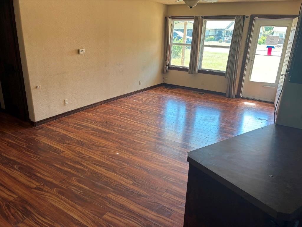 1442 22nd Street Property Photo 5
