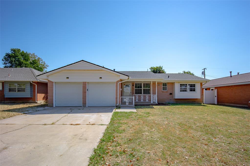 600 Leslie Drive Property Photo 2