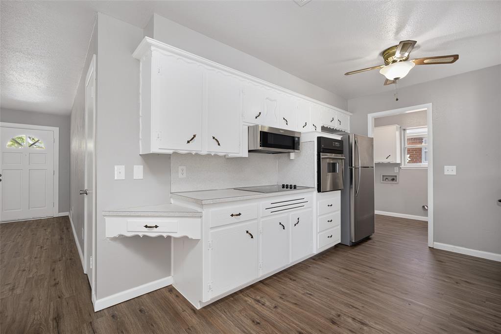 600 Leslie Drive Property Photo 11
