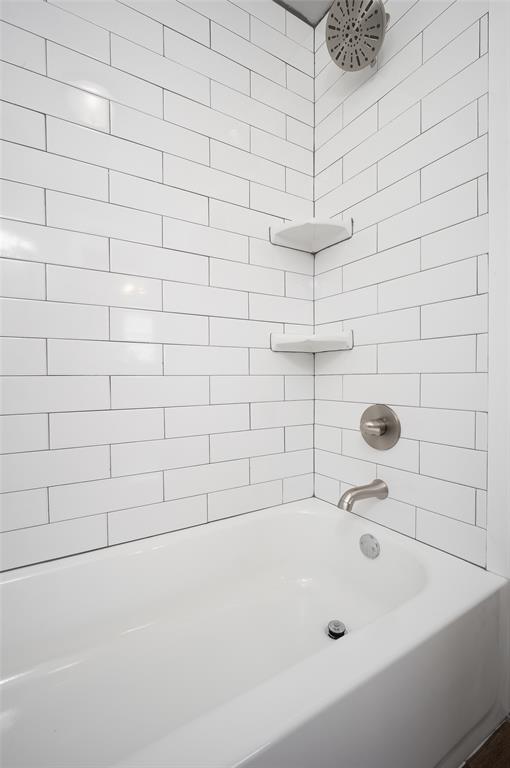 600 Leslie Drive Property Photo 17