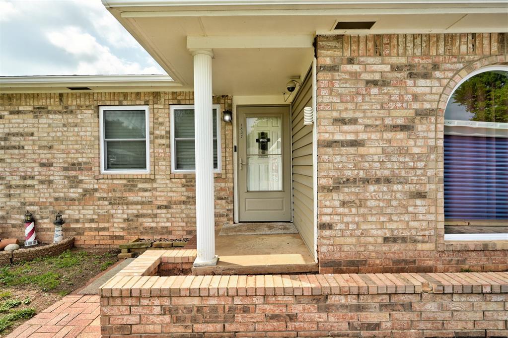 1827 W Vilas Avenue Property Photo 4