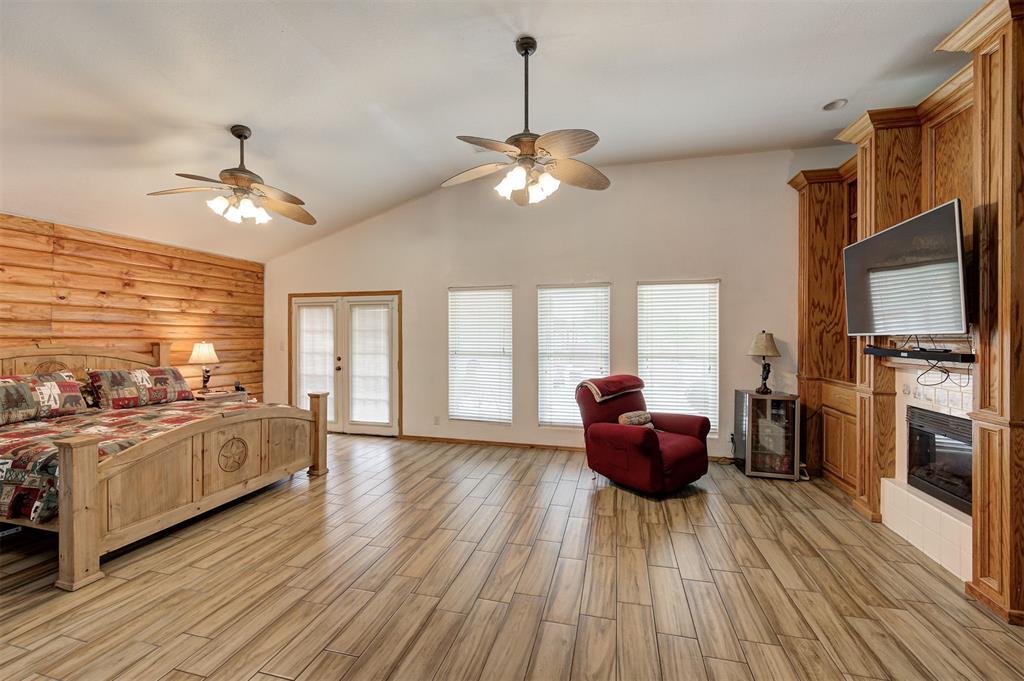 1827 W Vilas Avenue Property Photo 8