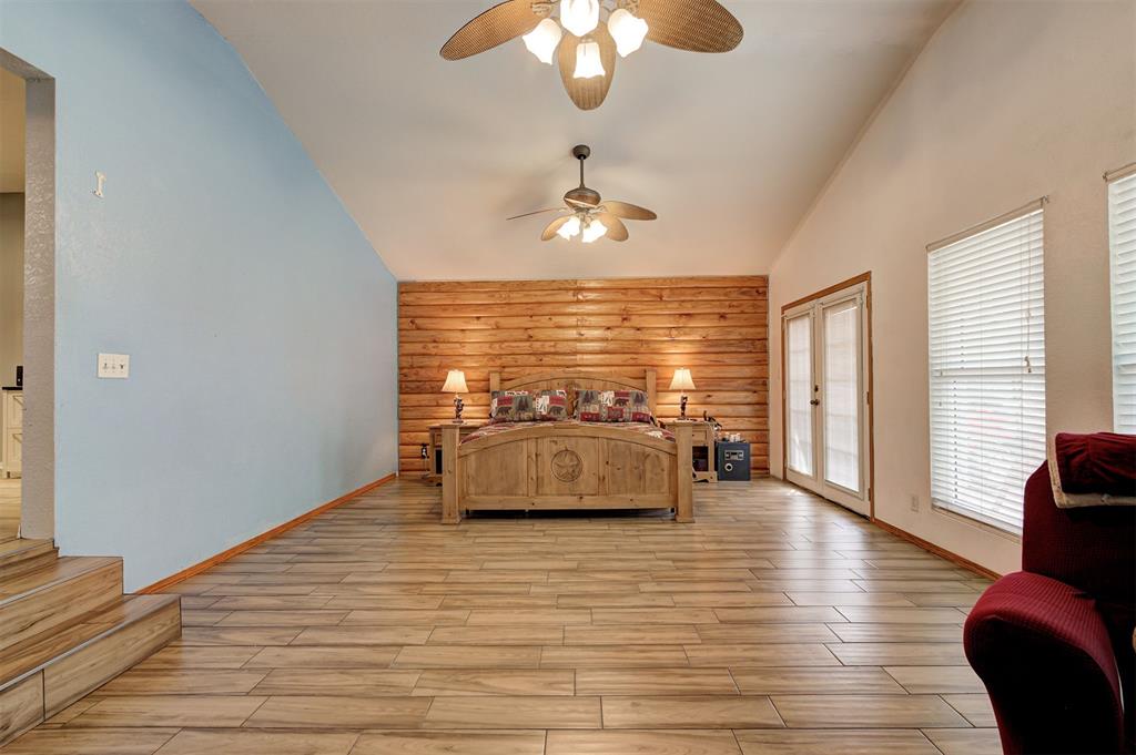 1827 W Vilas Avenue Property Photo 9