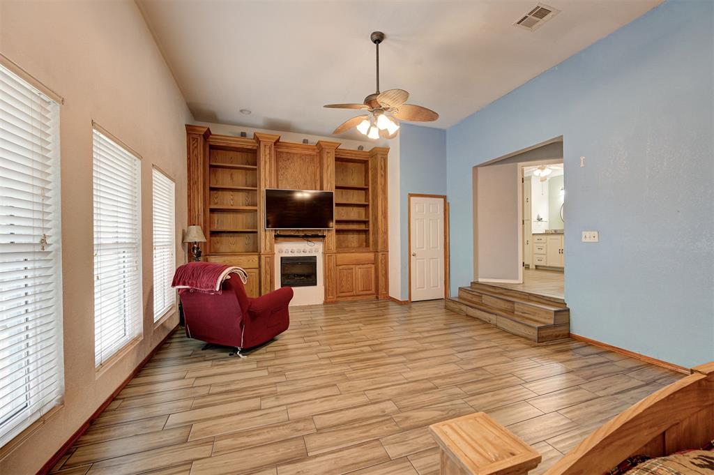 1827 W Vilas Avenue Property Photo 10