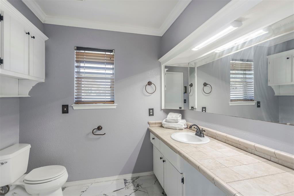 707 Cedar Springs Drive Property Photo 15