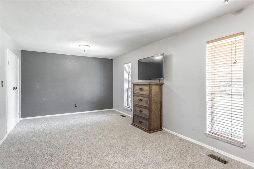 707 Cedar Springs Drive Property Photo 16