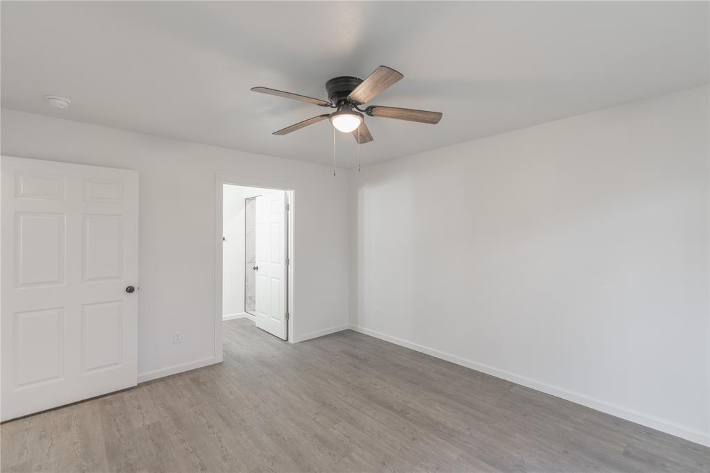 566 Parkhill Circle Property Photo 11