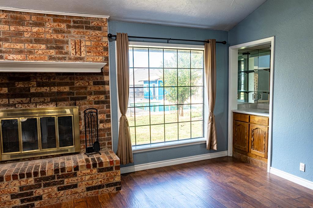 321 Grissom Drive Property Photo 7