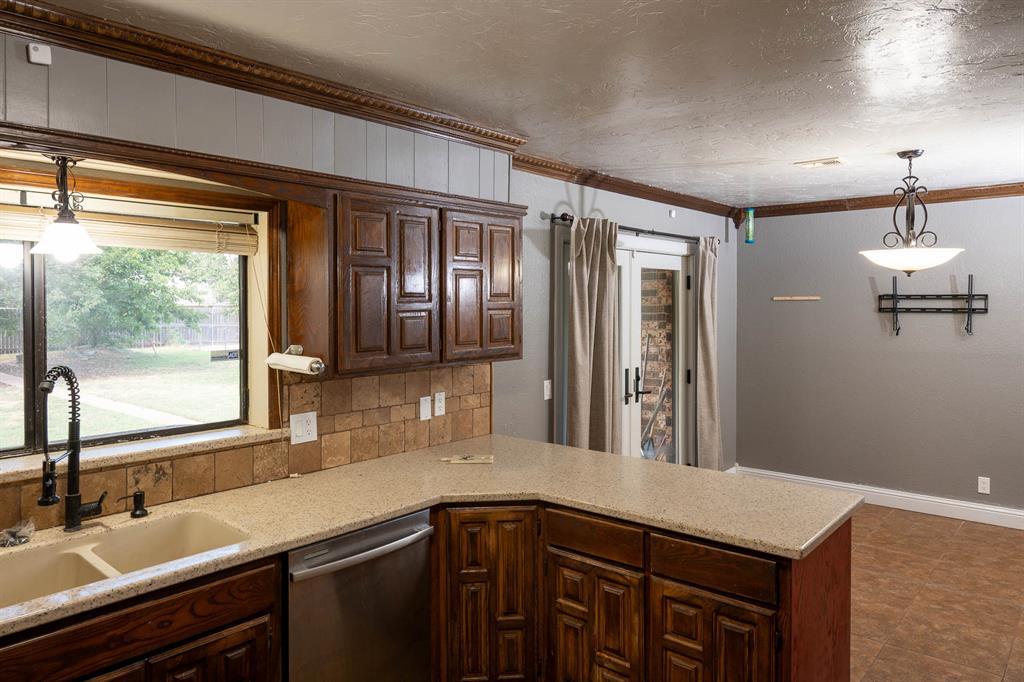 321 Grissom Drive Property Photo 15